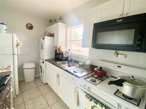 Undisclosed, Hialeah, FL 33010 photo 6