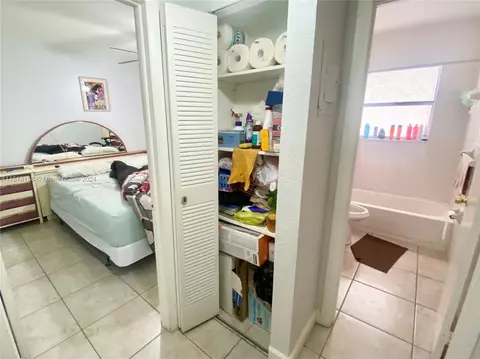 Undisclosed, Hialeah, FL 33010 photo 10