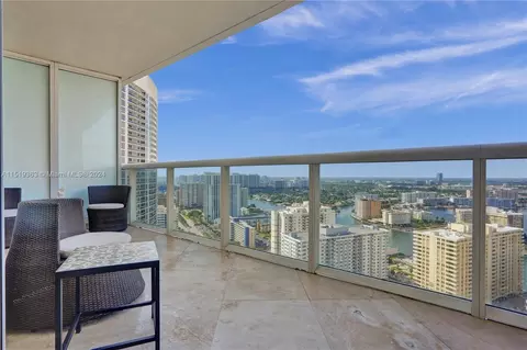 1800 S Ocean Dr #3107, Hallandale Beach, FL 33009