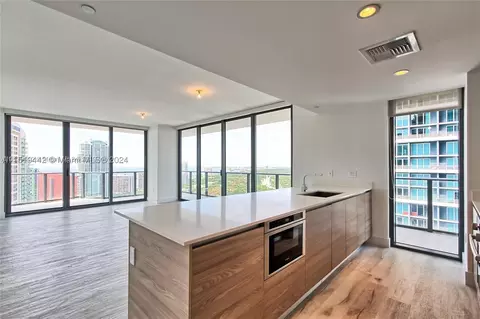 1300 S Miami Ave #2906, Miami, FL 33130