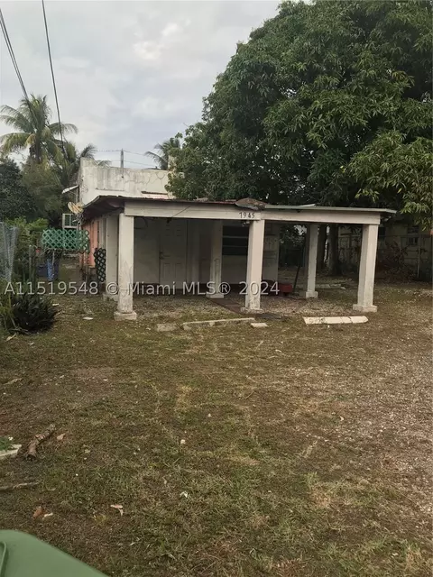 7945 NW 6th Ave, Miami, FL 33150