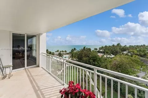 609 Ocean Dr #7H, Key Biscayne, FL 33149