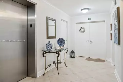 609 Ocean Dr #7H, Key Biscayne, FL 33149 photo 5