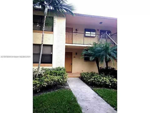 1256 S Military Trl #912, Deerfield Beach, FL 33442