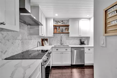 4400 Hillcrest Dr #210B, Hollywood, FL 33021