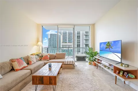1050 Brickell Ave #1508, Miami, FL 33131