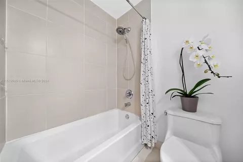 60 SW 13th St #4812, Miami, FL 33130 photo 22