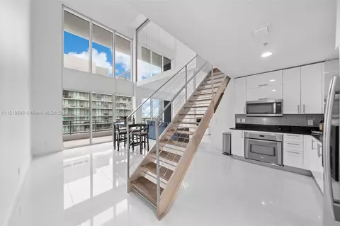 60 SW 13th St #4812, Miami, FL 33130 photo 3