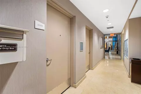 60 SW 13th St #4812, Miami, FL 33130 photo 64