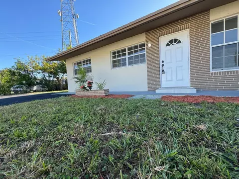 3200 NW 18th St, Lauderhill, FL 33311