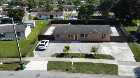 599 SW 17th Ter, Homestead, FL 33030
