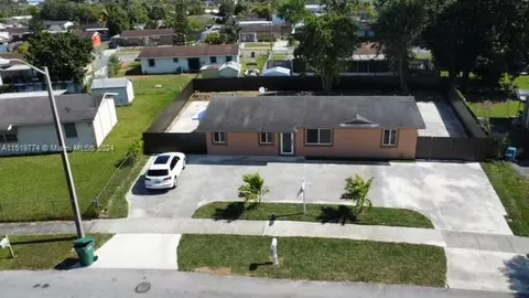 599 SW 17th Ter, Homestead, FL 33030