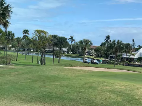 View/Area - 5463 SE Miles Grant Rd #B211, Stuart, FL 34997 photo 6 of 14
