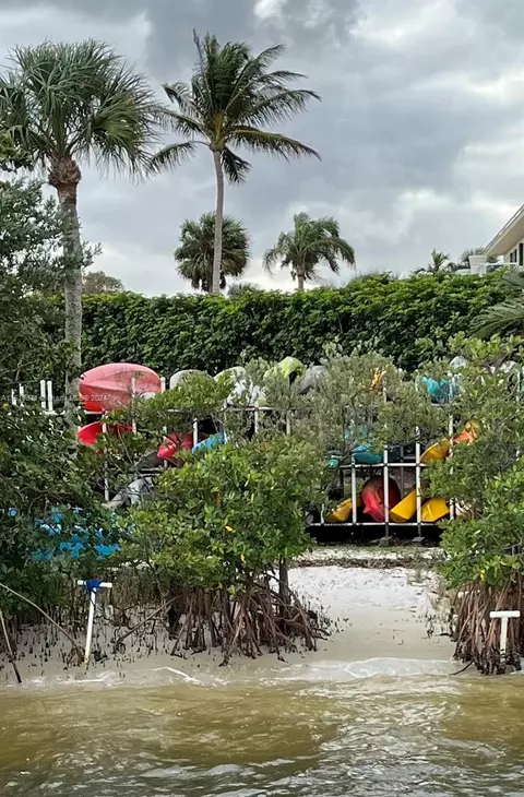 View/Area - 5463 SE Miles Grant Rd #B211, Stuart, FL 34997 photo 4 of 14