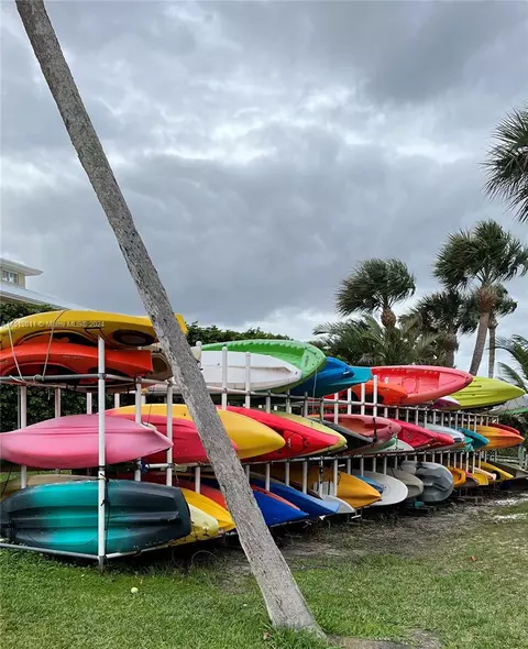 View/Area - 5463 SE Miles Grant Rd #B211, Stuart, FL 34997 photo 5 of 14