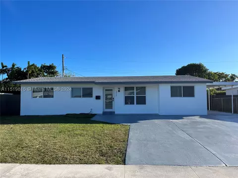 10420 SW 42nd St, Miami, FL 33165