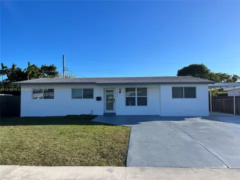 10420 SW 42nd St, Miami, FL 33165