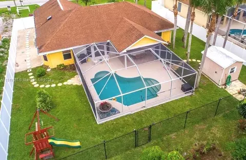 1826 SW Leafy Rd, Port Saint Lucie, FL 34953