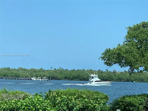 6001 SE Landing Way #15, Stuart, FL 34997