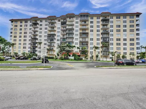 4164 Inverrary Dr #409, Lauderhill, FL 33319