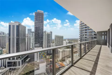 801 S Miami Ave #2702, Miami, FL 33130