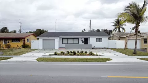 4909 Washington St, Hollywood, FL 33021