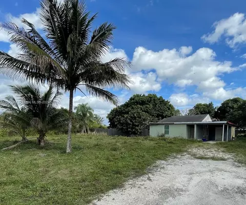 804 Mathis St, Lake Worth, FL 33461