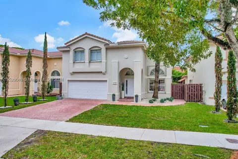 11102 NW 47th Ln, Doral, FL 33178