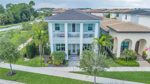 13265 Machiavelli Way, Palm Beach Gardens, FL 33418
