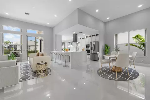 7973 Travlers Tree Dr, Boca Raton, FL 33433