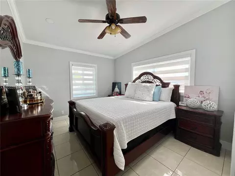 375 E 63rd St, Hialeah, FL 33013 photo 14