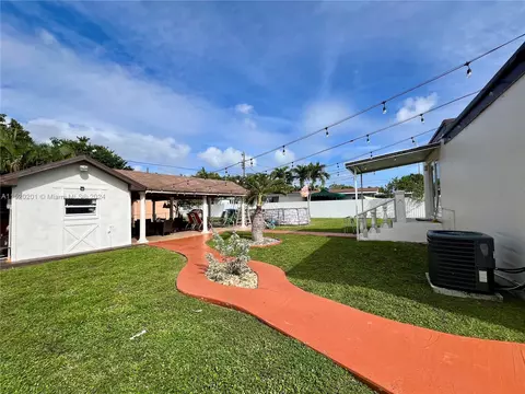 375 E 63rd St, Hialeah, FL 33013 photo 10