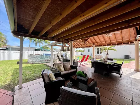 375 E 63rd St, Hialeah, FL 33013 photo 12