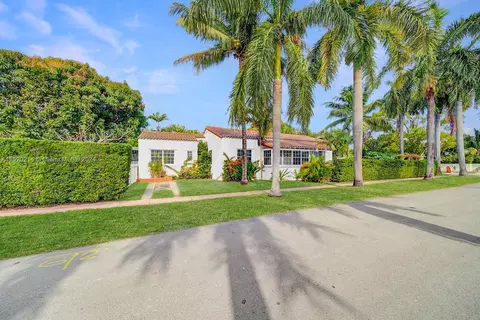 1300 Lenox Ave, Miami Beach, FL 33139