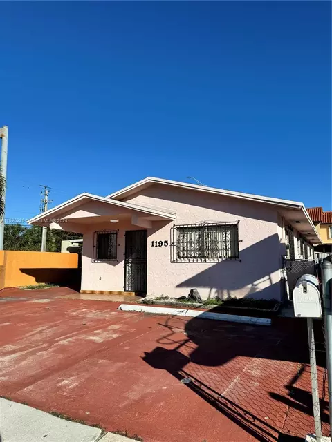 1195 W 40th Pl, Hialeah, FL 33012