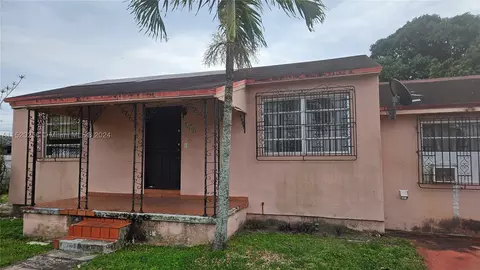 640 E 6th St, Hialeah, FL 33010 photo 1