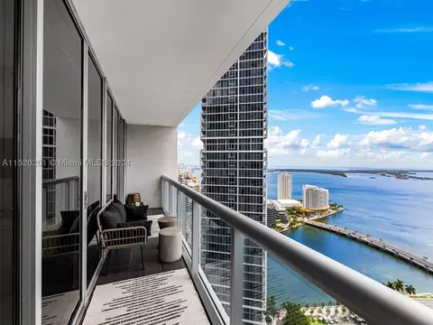 485 Brickell Ave #3909, Miami, FL 33131