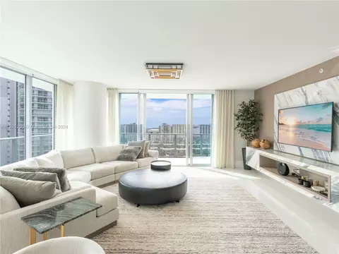 330 Sunny Isles Blvd #5-2008, Sunny Isles Beach, FL 33160