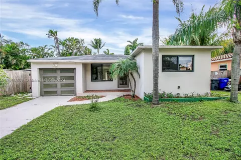 511 S 29th Ct, Hollywood, FL 33020