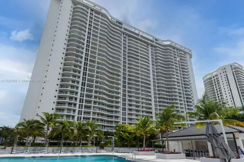 7000 Island Blvd #2502, Aventura, FL 33160