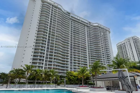 7000 Island Blvd #2502, Aventura, FL 33160