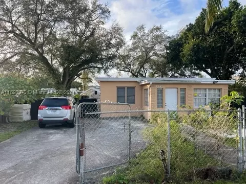 2540 NW 91st St, Miami, FL 33147