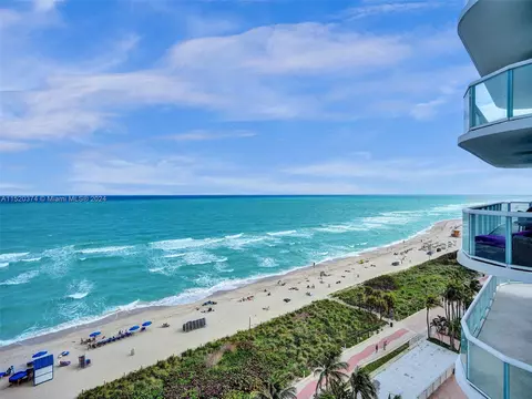 6365 Collins #1102, Miami Beach, FL 33141