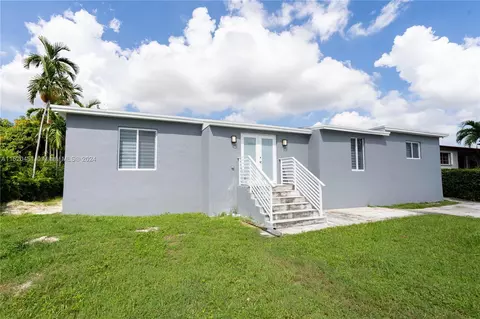 1932 SW 82nd Ct, Miami, FL 33155