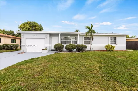 6621 SW 24th St, Miramar, FL 33023
