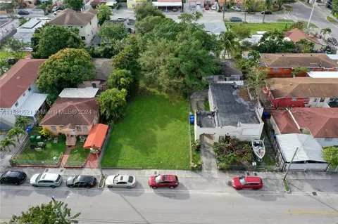 1378 NW 32nd St, Miami, FL 33142