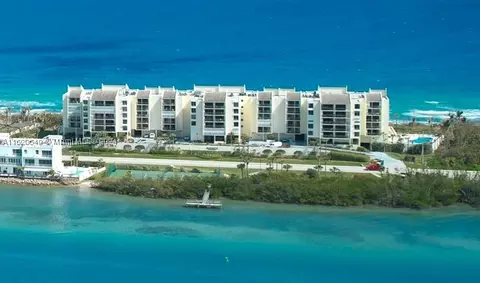 19670 Beach Rd #B422, Tequesta, FL 33469
