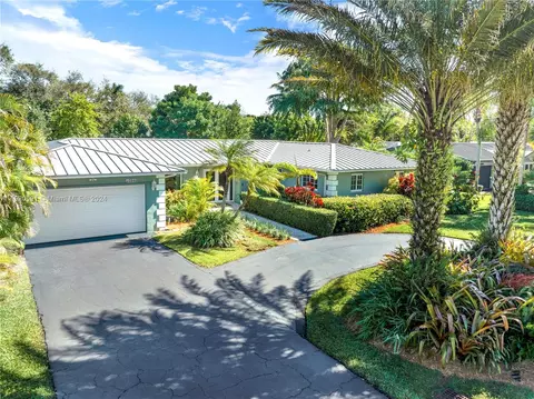 15805 SW 77th Ave, Palmetto Bay, FL 33157