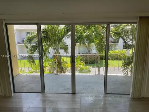 7360 SW 82 St #E202, Miami, FL 33143