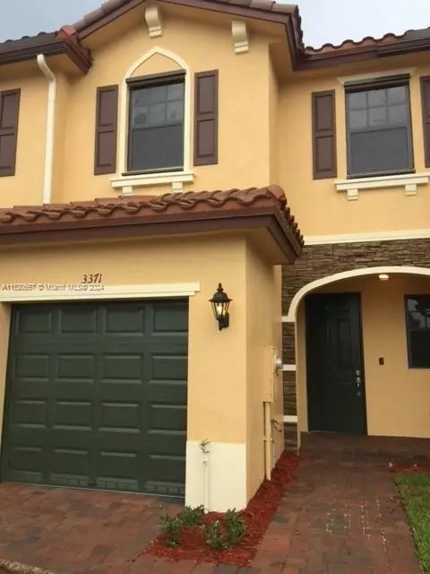 3371 SE 1st Ct, Homestead, FL 33033